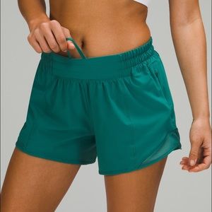 Lululemon Hotty Hot Short 4” size 8